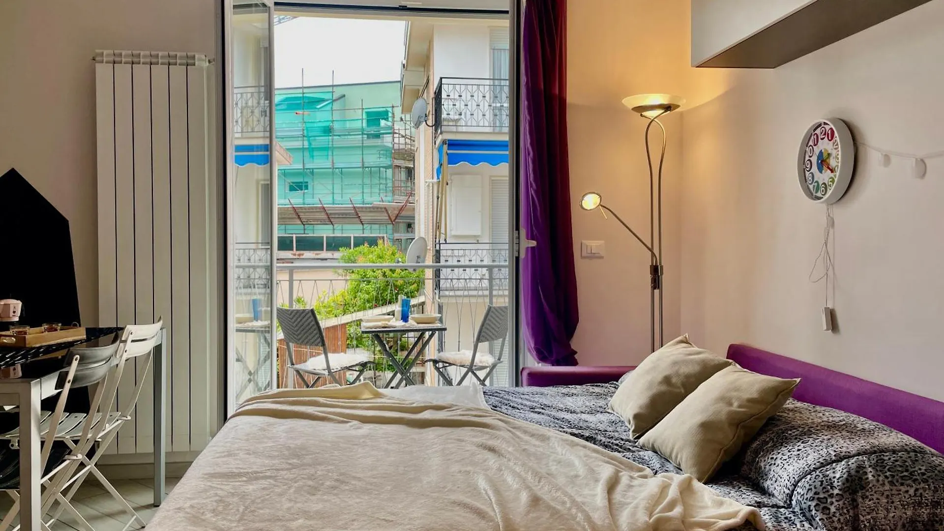 900Mt From The Sea - Two-Room - Free Parking Loano Italy