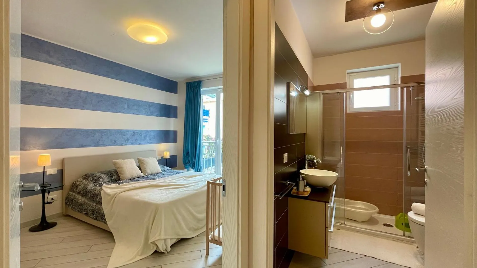 900Mt From The Sea - Two-Room - Free Parking Loano 0*,  Italy