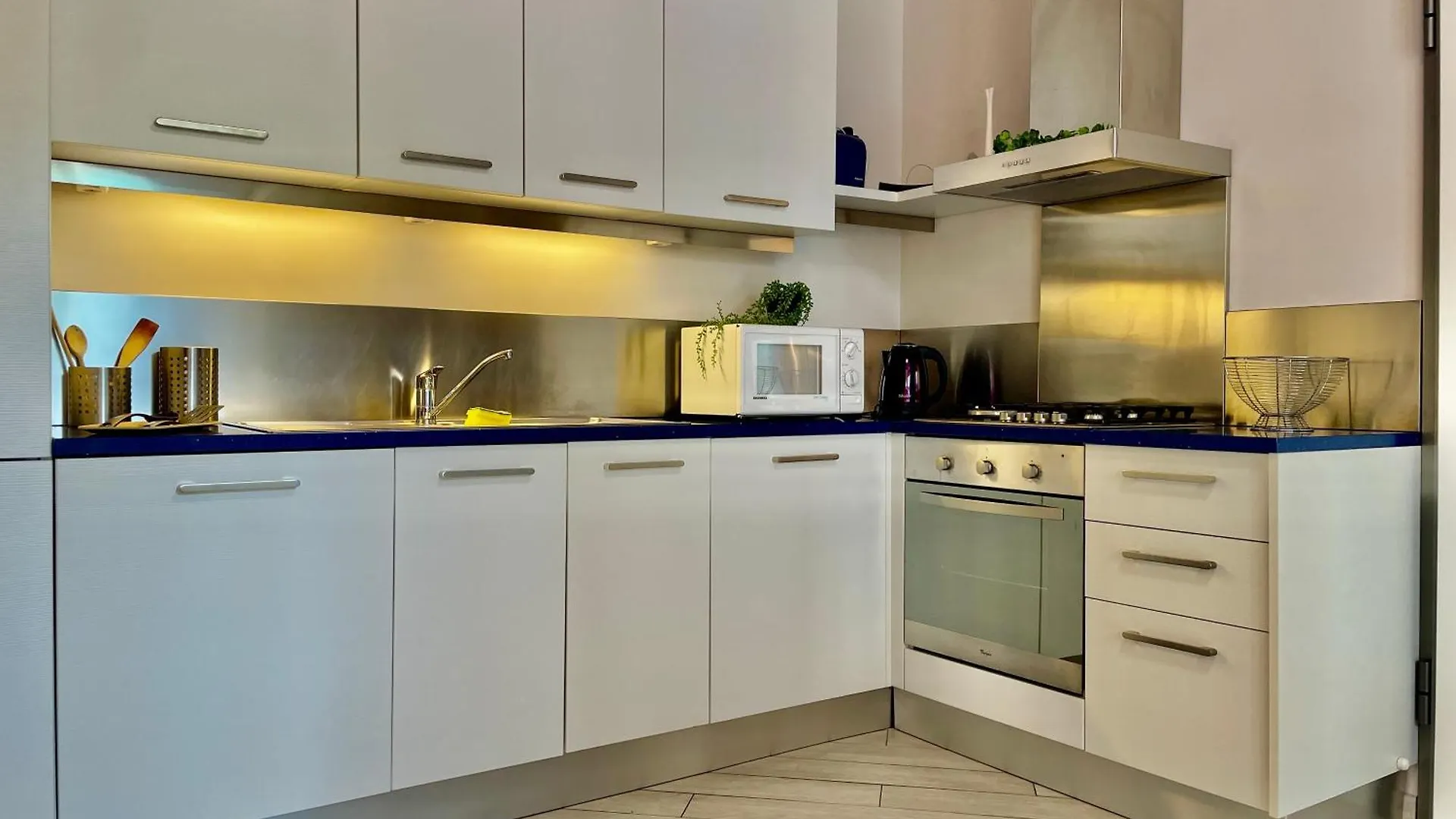 900Mt From The Sea - Two-Room - Free Parking Loano Apartment