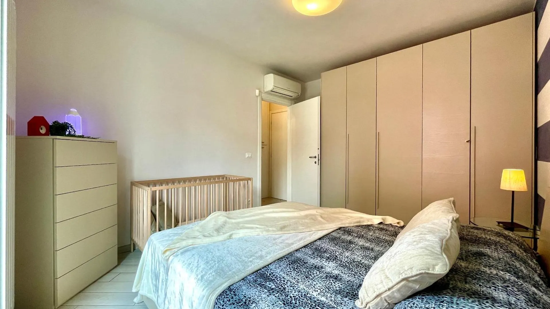 900Mt From The Sea - Two-Room - Free Parking Loano Italy